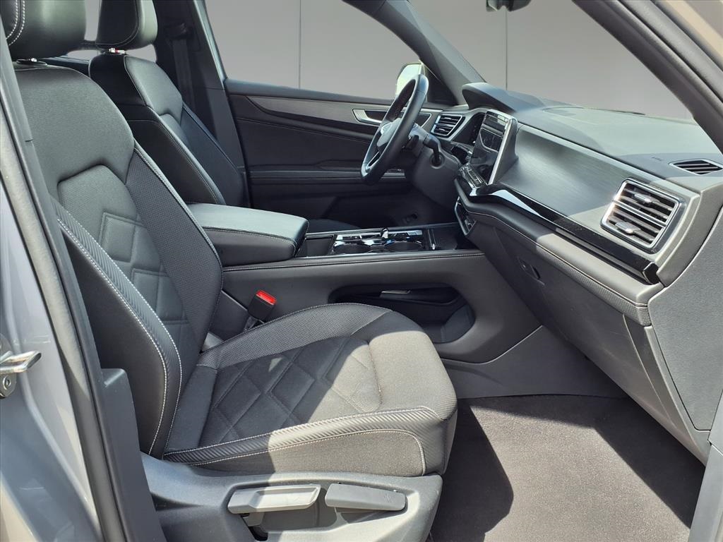 2024 Volkswagen Atlas Cross Sport 2.0T SE w/Technology Silver at DeMontrond Automotive Group