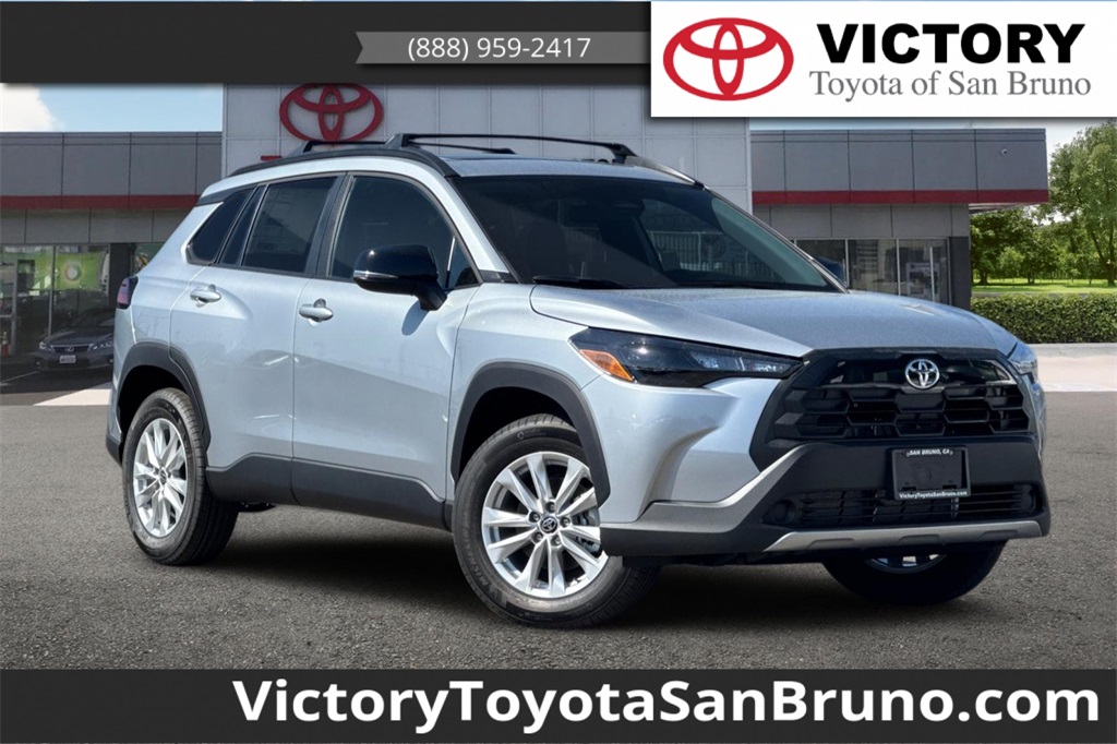 2026 Toyota Corolla Cross LE FWD