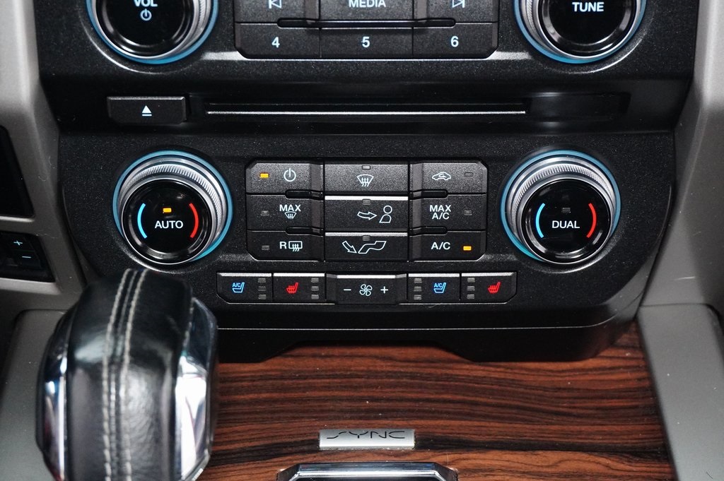 Used Car 2016 Ford F-150  Lariat For Sale Under $30,000 In Weatherford, Texas