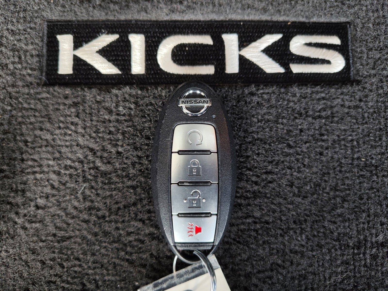 Used Car 2021 Nissan Kicks  Sr For Sale Under $20,000 In San Antonio, Texas