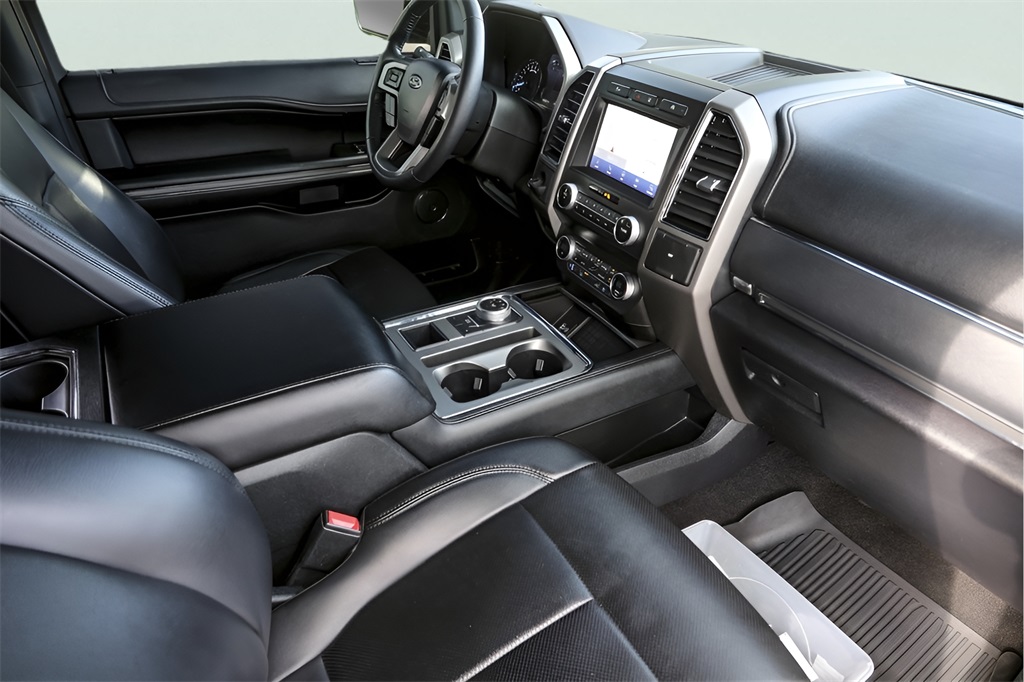 Used Car 2021 Ford Expedition  Xlt For Sale Under $40,000 In Austin, Texas
