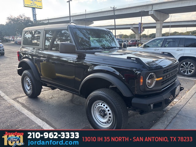 Used Car 2022 Ford Bronco  Base For Sale Under $35,000 In San Antonio, Texas