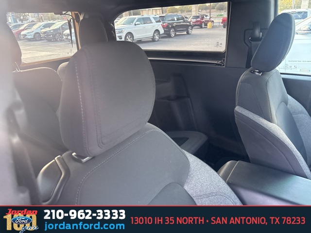 Used Car 2022 Ford Bronco  Base For Sale Under $35,000 In San Antonio, Texas