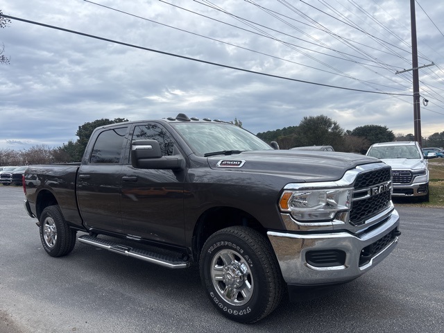 2024 RAM 2500 Tradesman Crew Cab 4WD