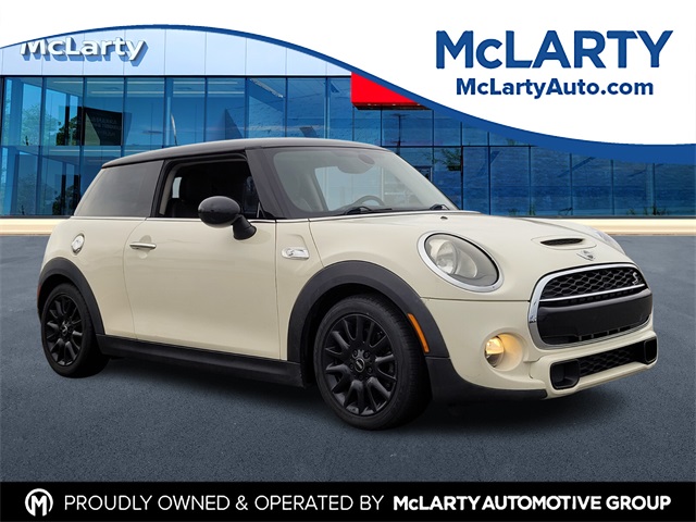 2017 MINI Cooper S 2-Door Hatchback FWD