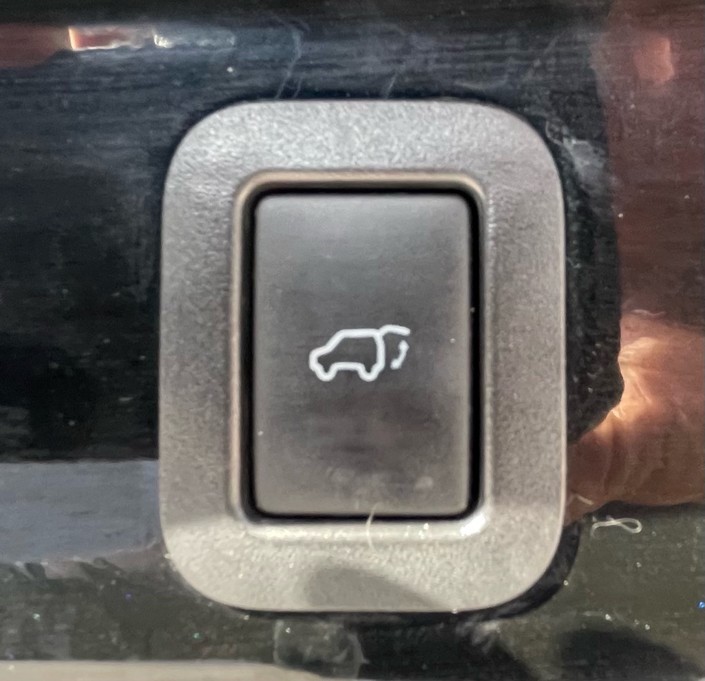 2015 Toyota Highlander XLE V6 Black at Community Toyota