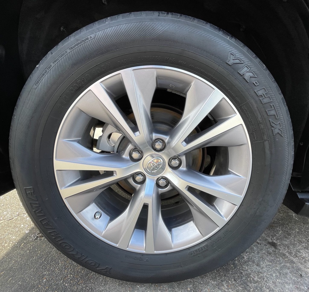 2015 Toyota Highlander XLE V6 Black at Community Toyota