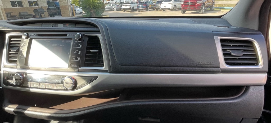 2015 Toyota Highlander XLE V6 Black at Community Toyota