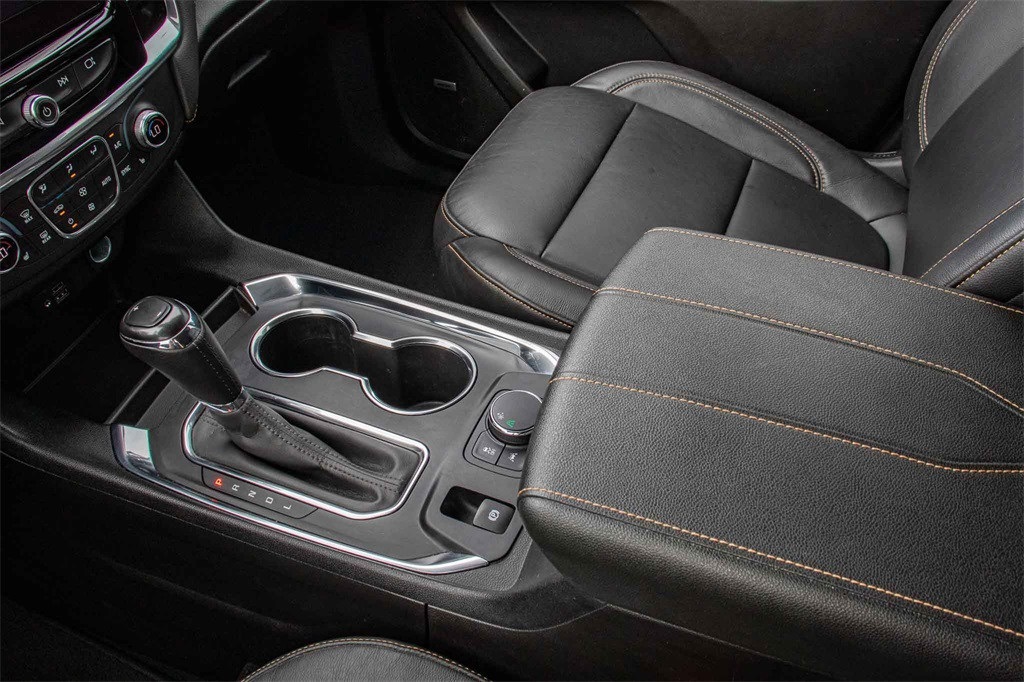 Used Car 2020 Chevrolet Traverse  3lt For Sale Under $30,000 In San Marcos, Texas