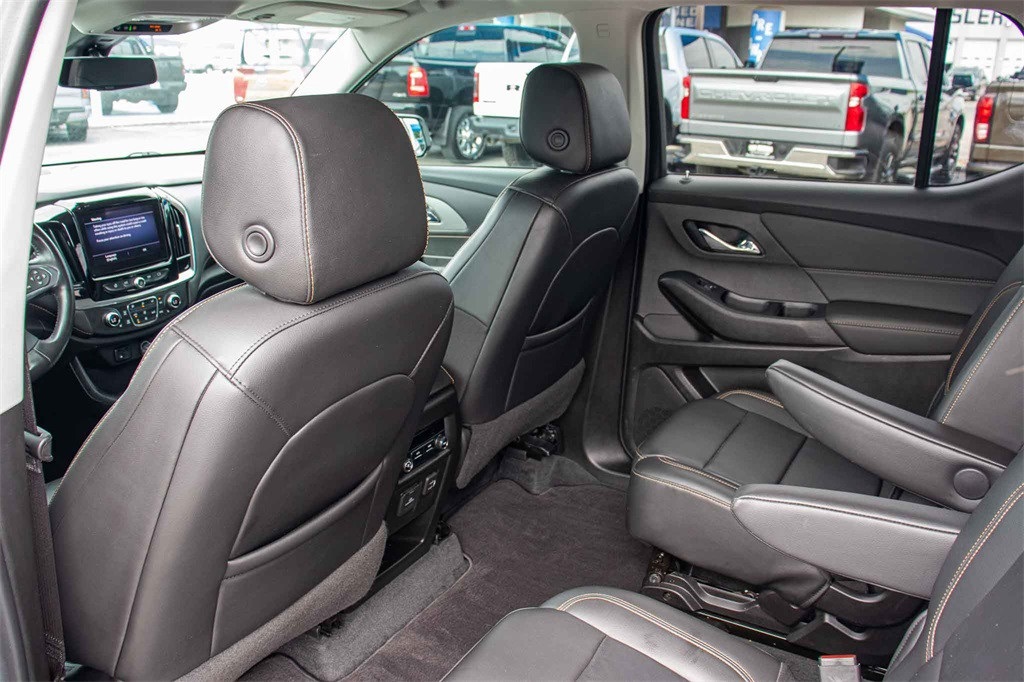 Used Car 2020 Chevrolet Traverse  3lt For Sale Under $30,000 In San Marcos, Texas