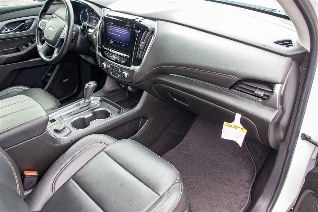 Used Car 2020 Chevrolet Traverse  3lt For Sale Under $30,000 In San Marcos, Texas