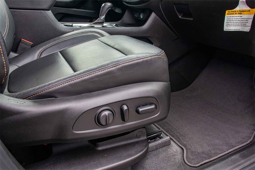 Used Car 2020 Chevrolet Traverse  3lt For Sale Under $30,000 In San Marcos, Texas