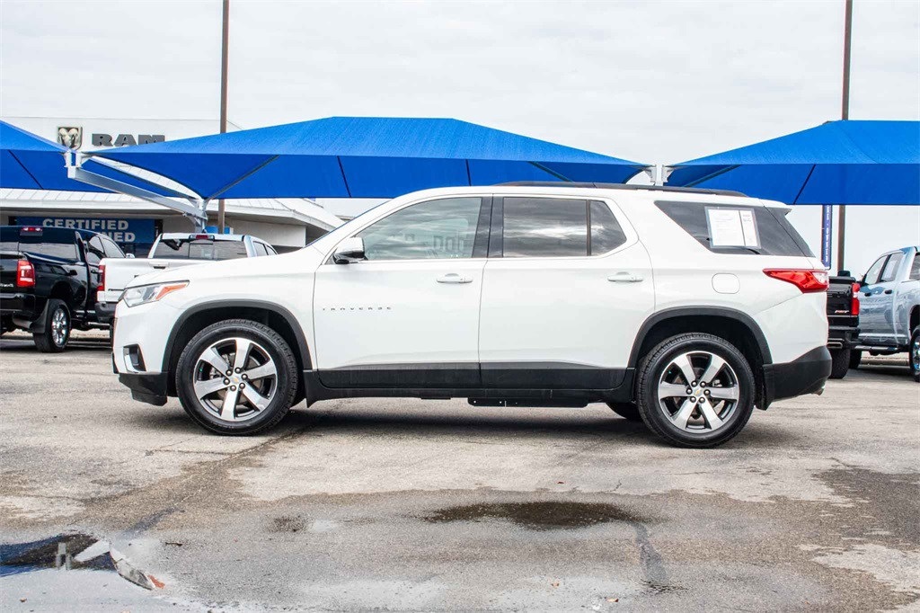 Used Car 2020 Chevrolet Traverse  3lt For Sale Under $30,000 In San Marcos, Texas