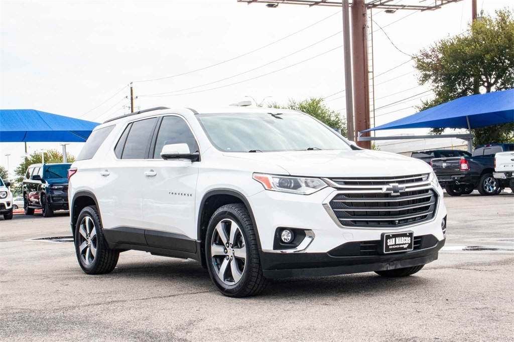 Used Car 2020 Chevrolet Traverse  3lt For Sale Under $30,000 In San Marcos, Texas