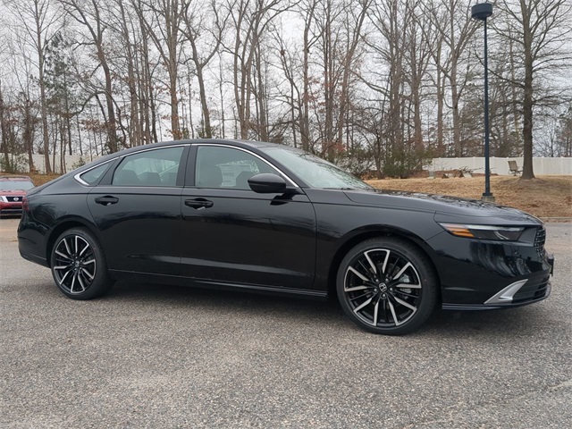 2025 Honda Accord Hybrid Touring FWD