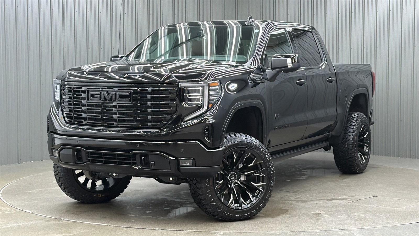 2025 GMC Sierra 1500 Denali Ultimate Crew Cab 4WD