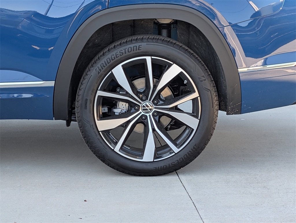 2025 Volkswagen Atlas 2.0T SEL Premium R-Line - 8