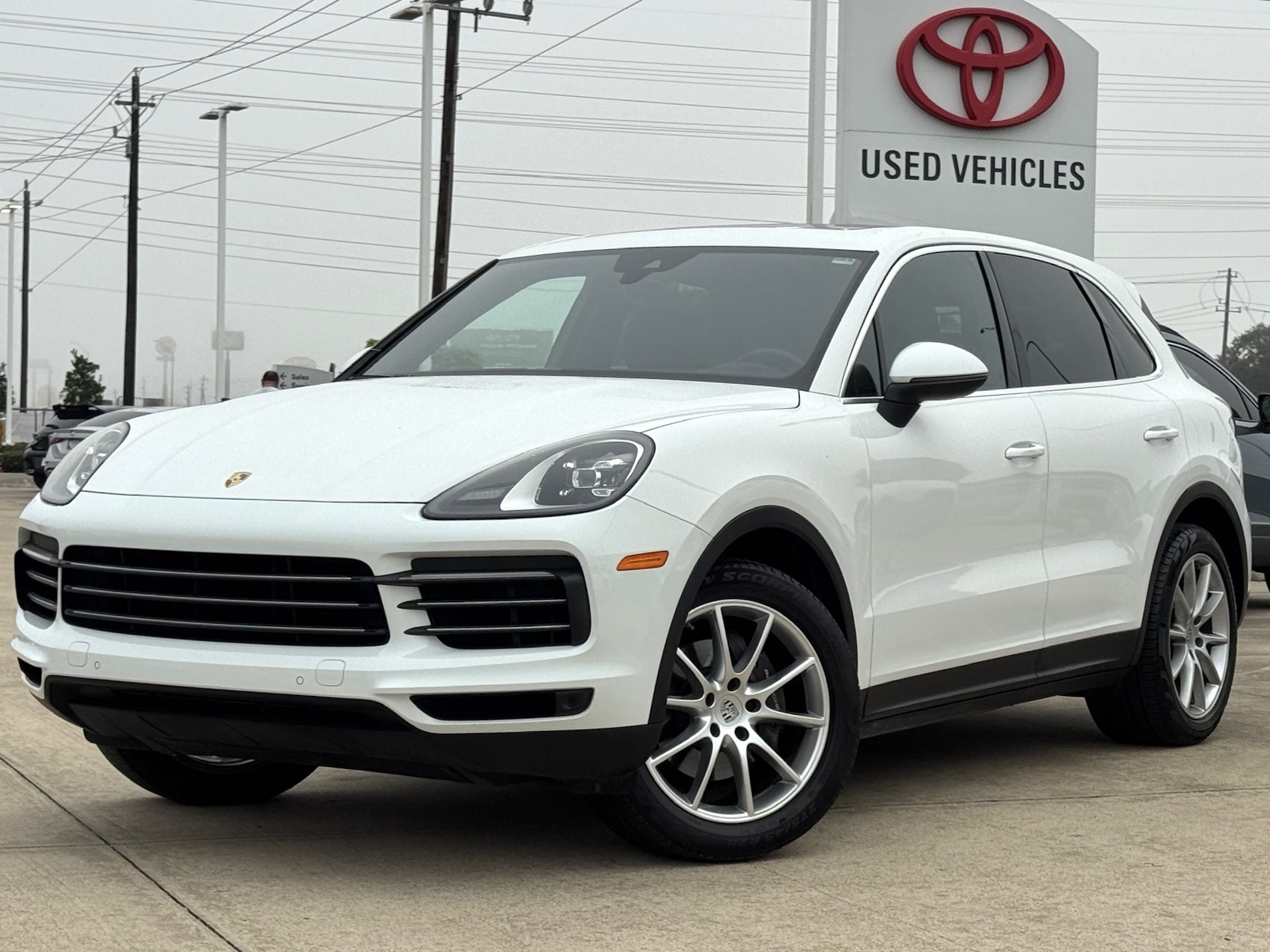 2020 Porsche Cayenne Base White at Autostrade