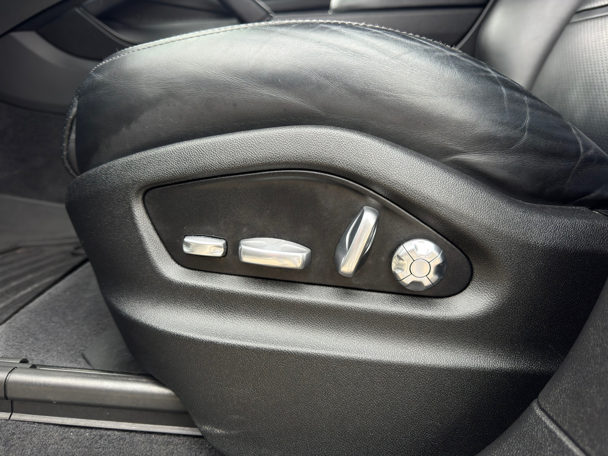 2020 Porsche Cayenne Base White at Autostrade