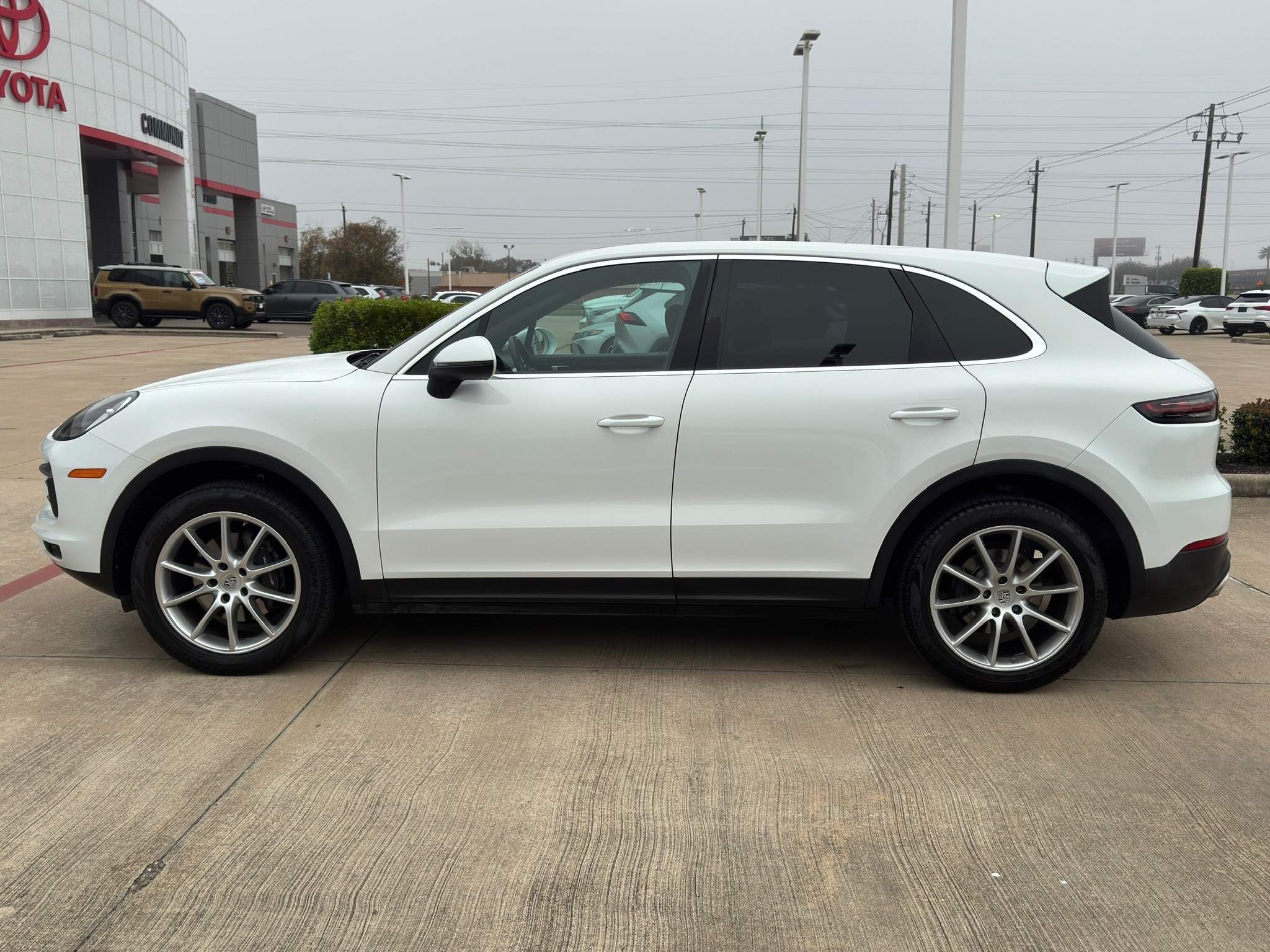 2020 Porsche Cayenne Base White at Autostrade