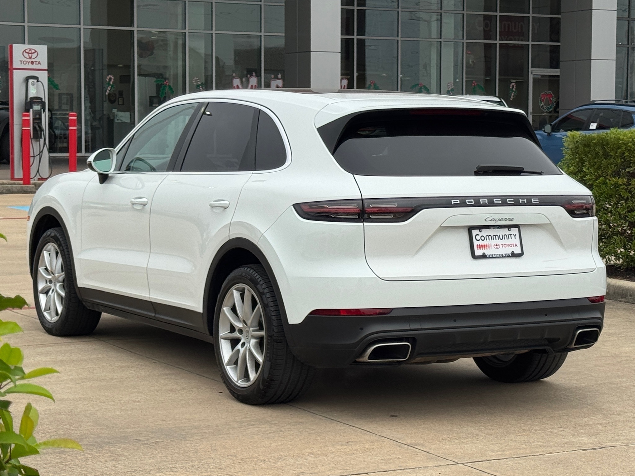 2020 Porsche Cayenne Base White at Autostrade