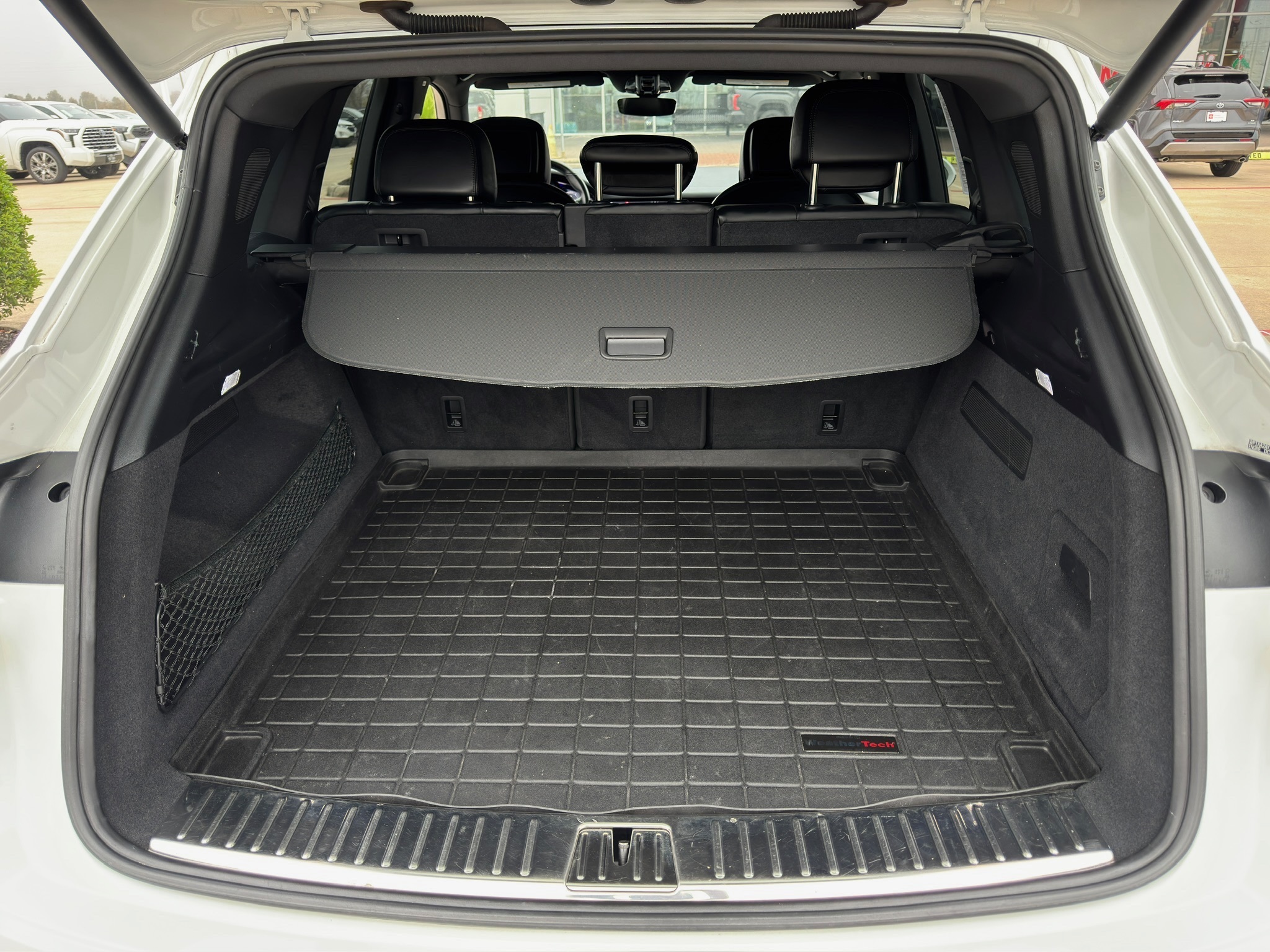 2020 Porsche Cayenne Base White at Autostrade