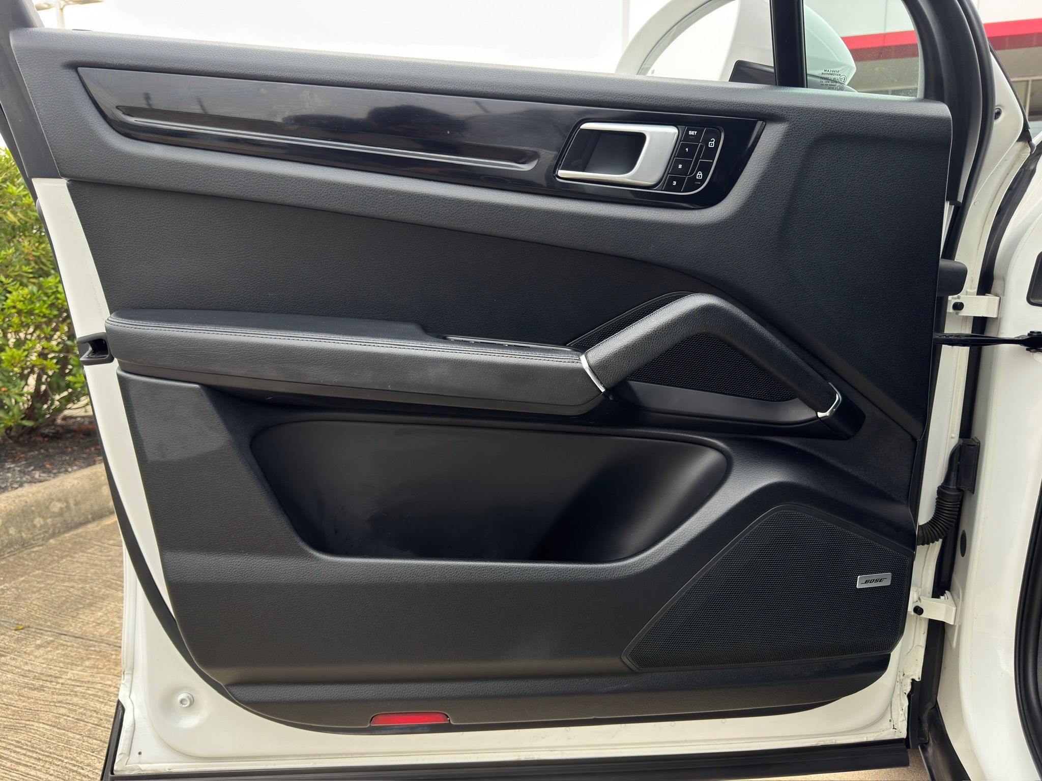 2020 Porsche Cayenne Base White at Autostrade