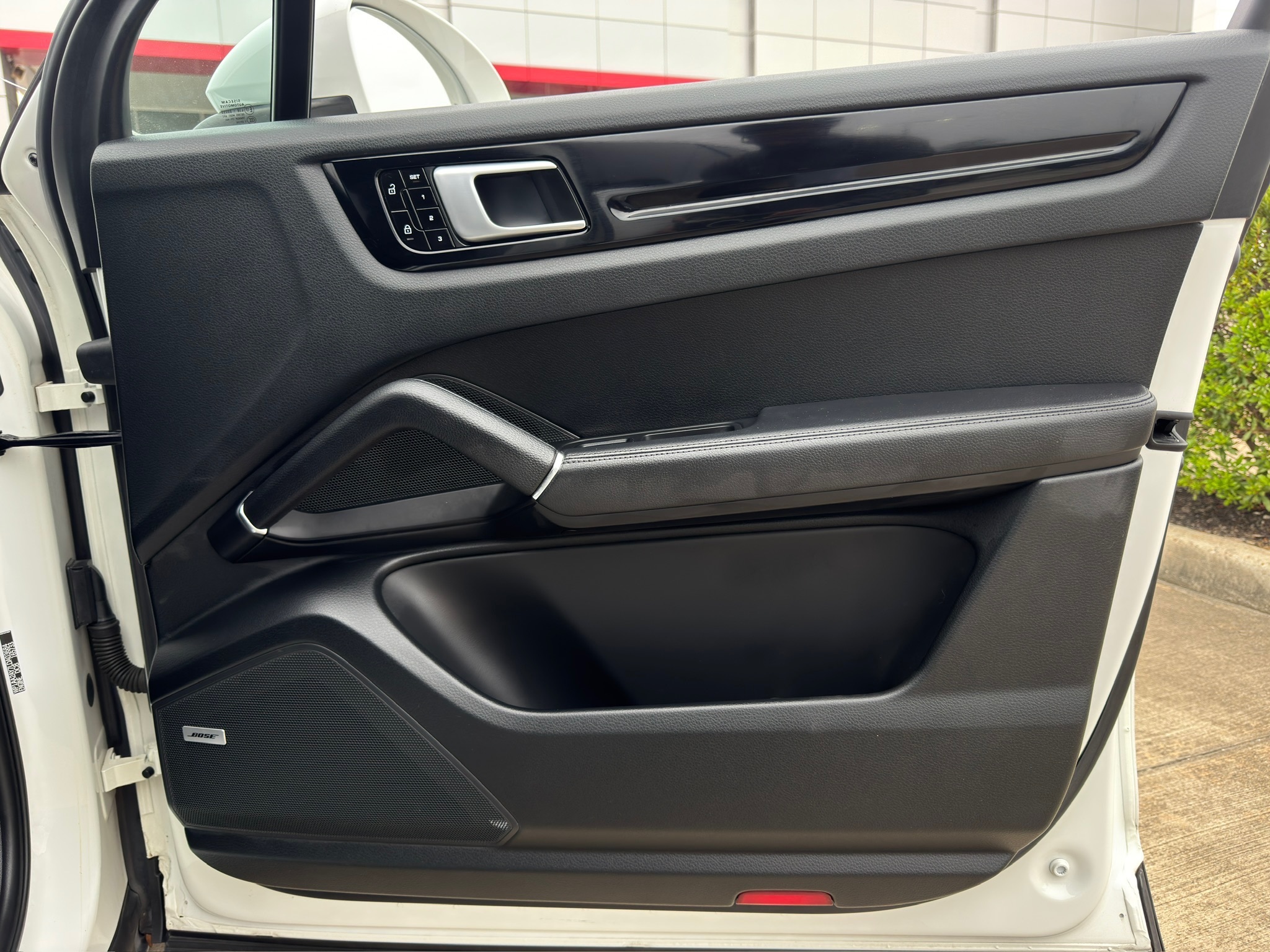 2020 Porsche Cayenne Base White at Autostrade