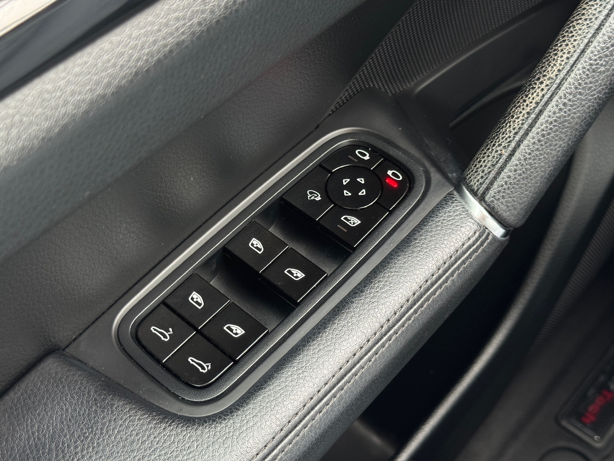 2020 Porsche Cayenne Base White at Autostrade