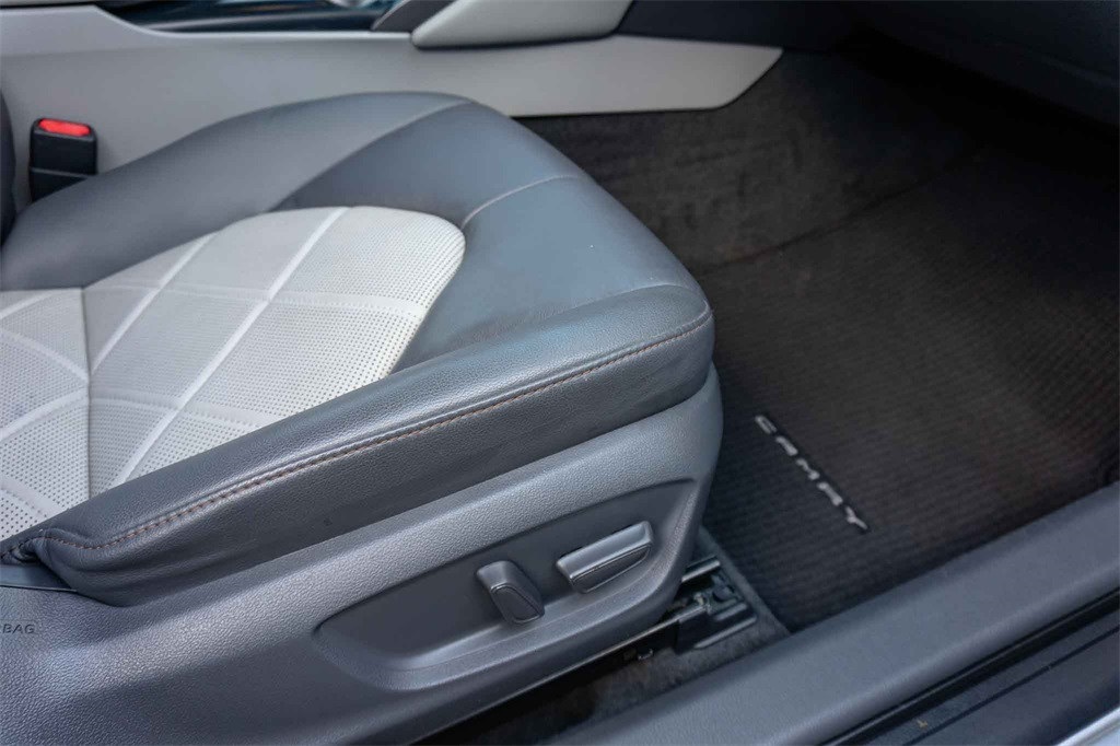 Used Car 2019 Toyota Camry  Xle For Sale Under $25,000 In San Marcos, Texas