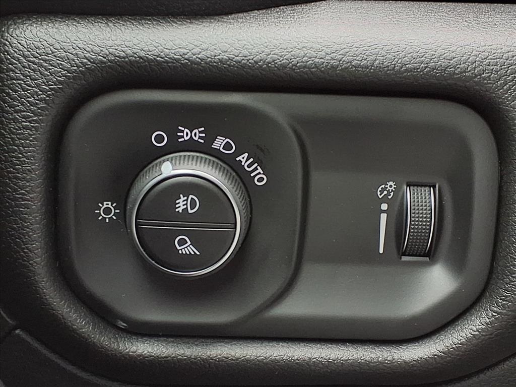 2026 Ram 1500 Express White at Community Kia