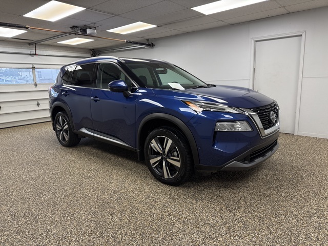 2023 Nissan Rogue SL photo 3