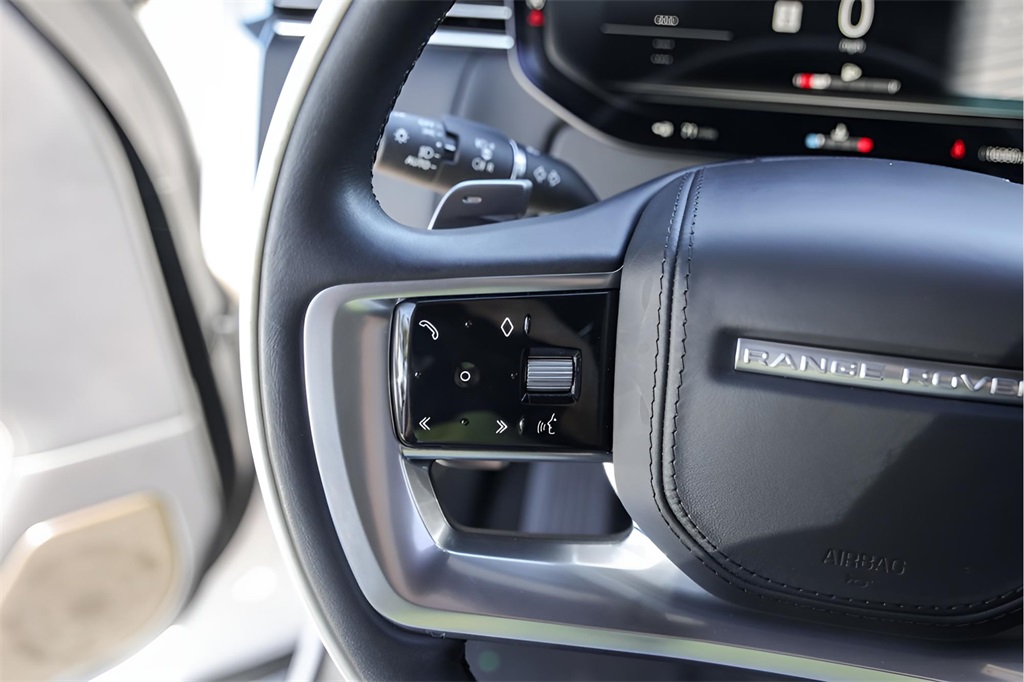 Used Car 2023 Land Rover Range Rover  Sv For Sale Under $160,000 In Austin, Texas