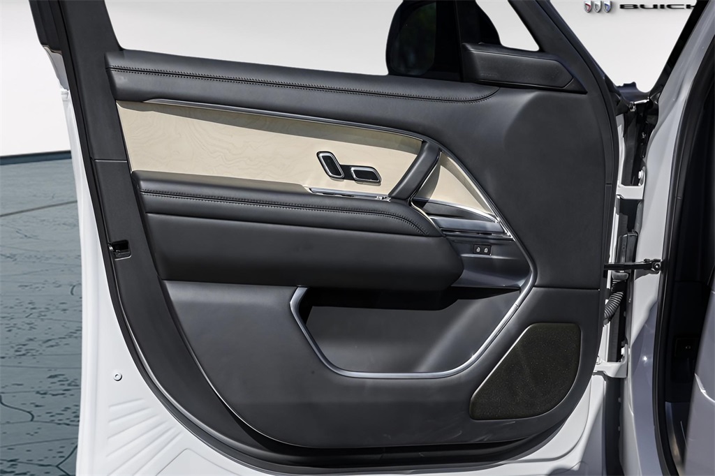 Used Car 2023 Land Rover Range Rover  Sv For Sale Under $160,000 In Austin, Texas