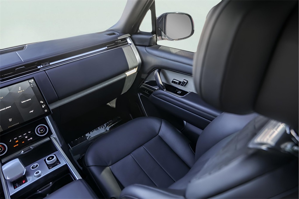 Used Car 2023 Land Rover Range Rover  Sv For Sale Under $160,000 In Austin, Texas