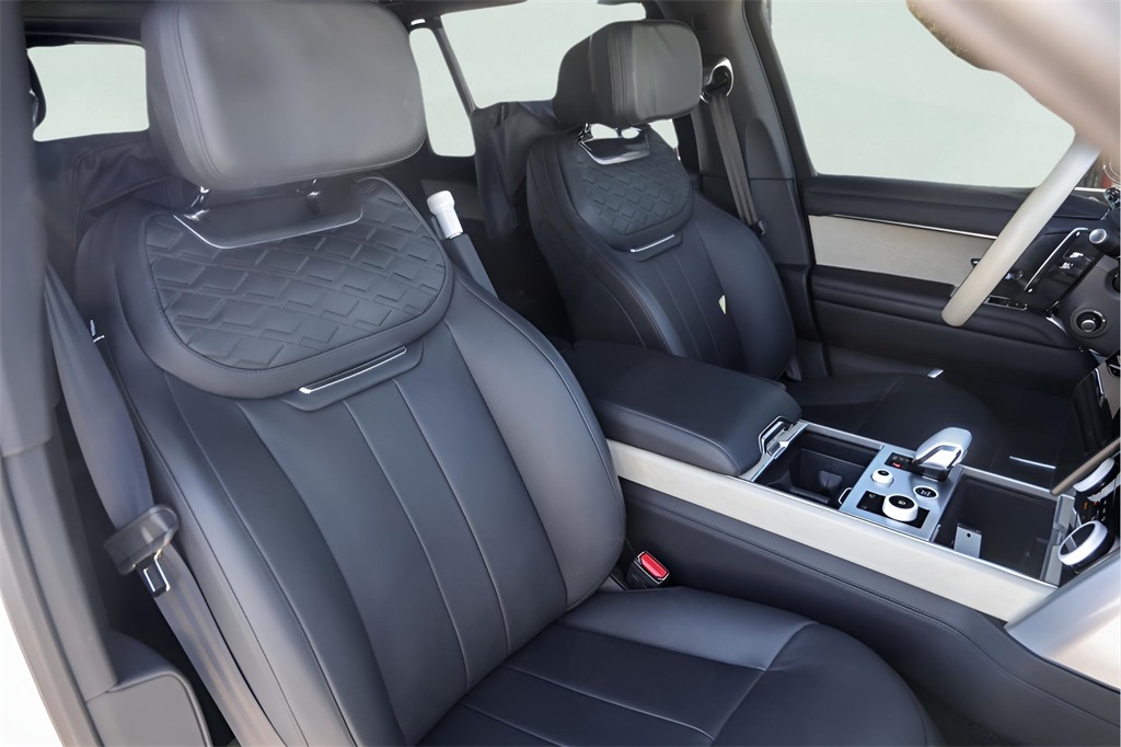 Used Car 2023 Land Rover Range Rover  Sv For Sale Under $160,000 In Austin, Texas