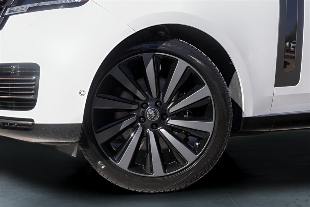 Used Car 2023 Land Rover Range Rover  Sv For Sale Under $160,000 In Austin, Texas