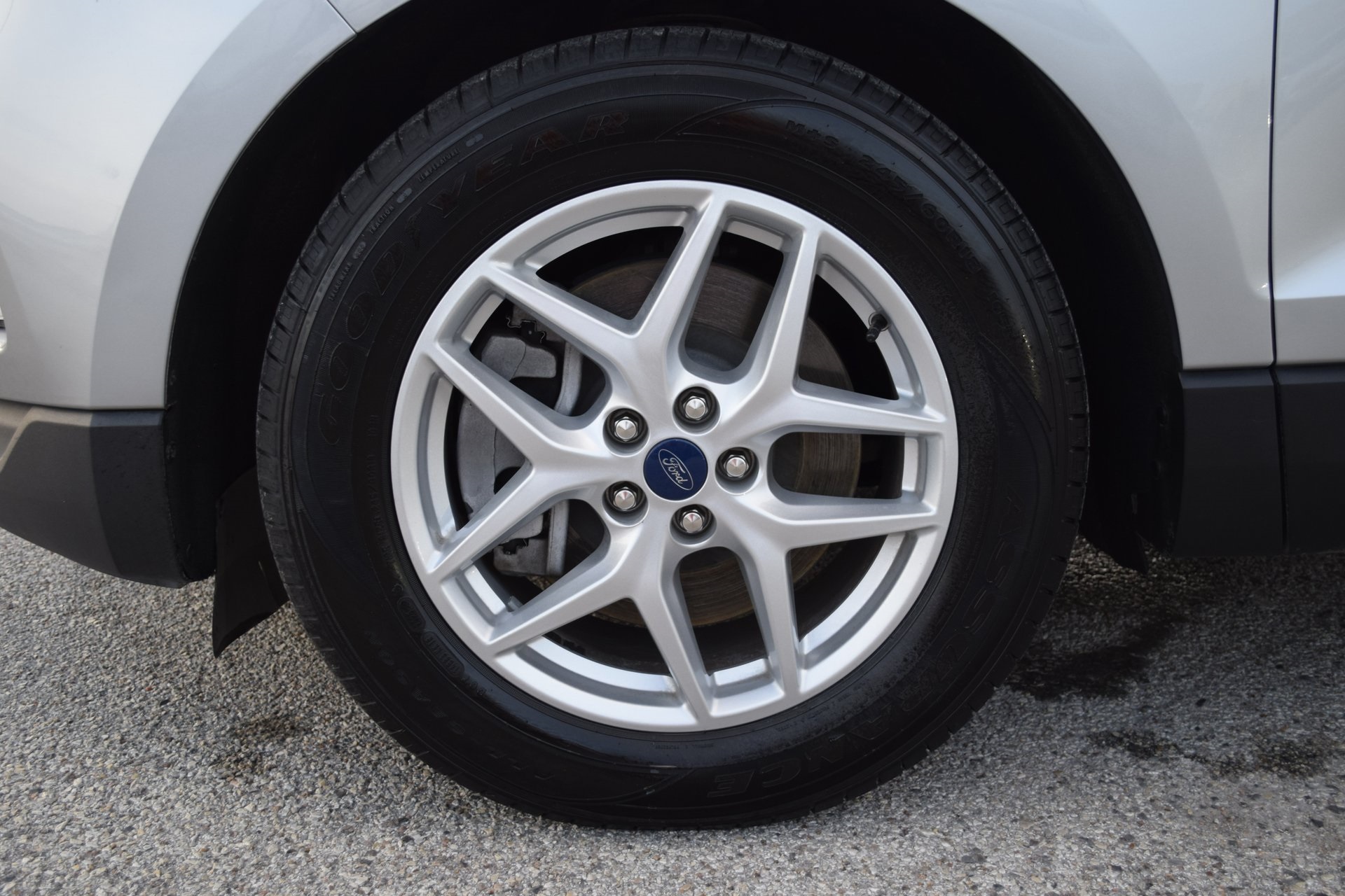 2022 Ford Edge SEL Silver at Wharton Ford