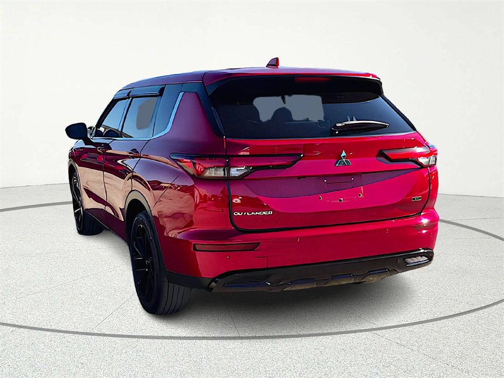 2023 Mitsubishi Outlander SE Black Edition Red at North Houston Mitsubishi