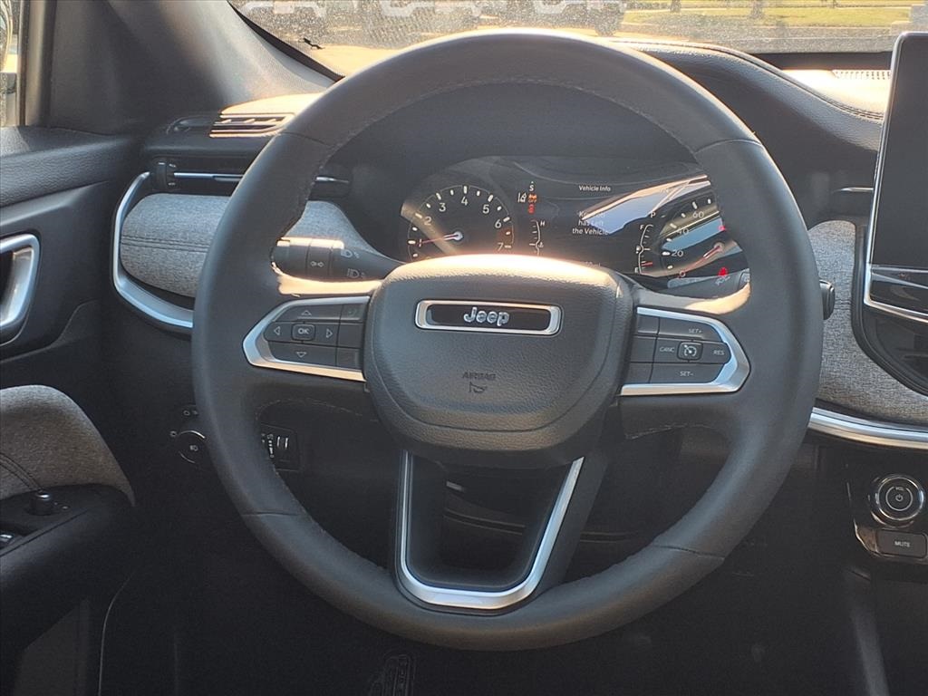 2023 Jeep Compass Latitude Lux White at Mac Haik CDJR North Houston