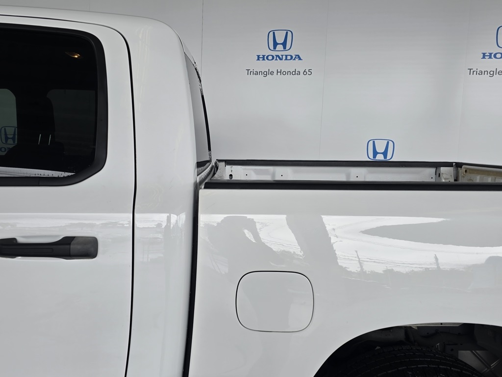 Thumbnail: 2025 RAM 1500 - 25