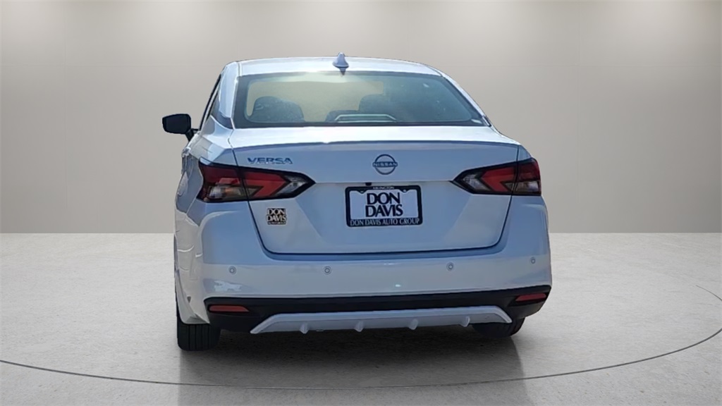 2025 Nissan Versa