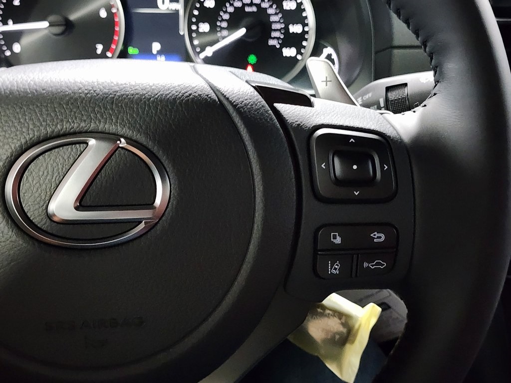 Thumbnail: 2025 Lexus IS - 17