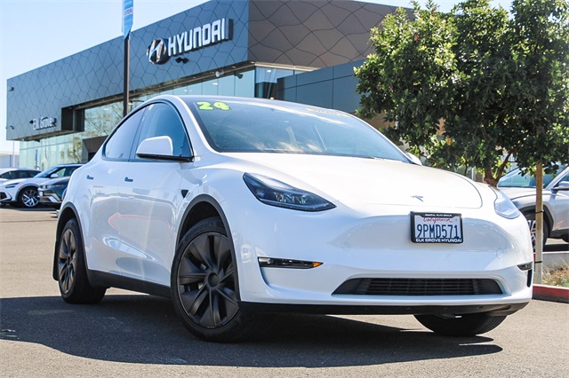 2024 Tesla Model Y Long Range RWD