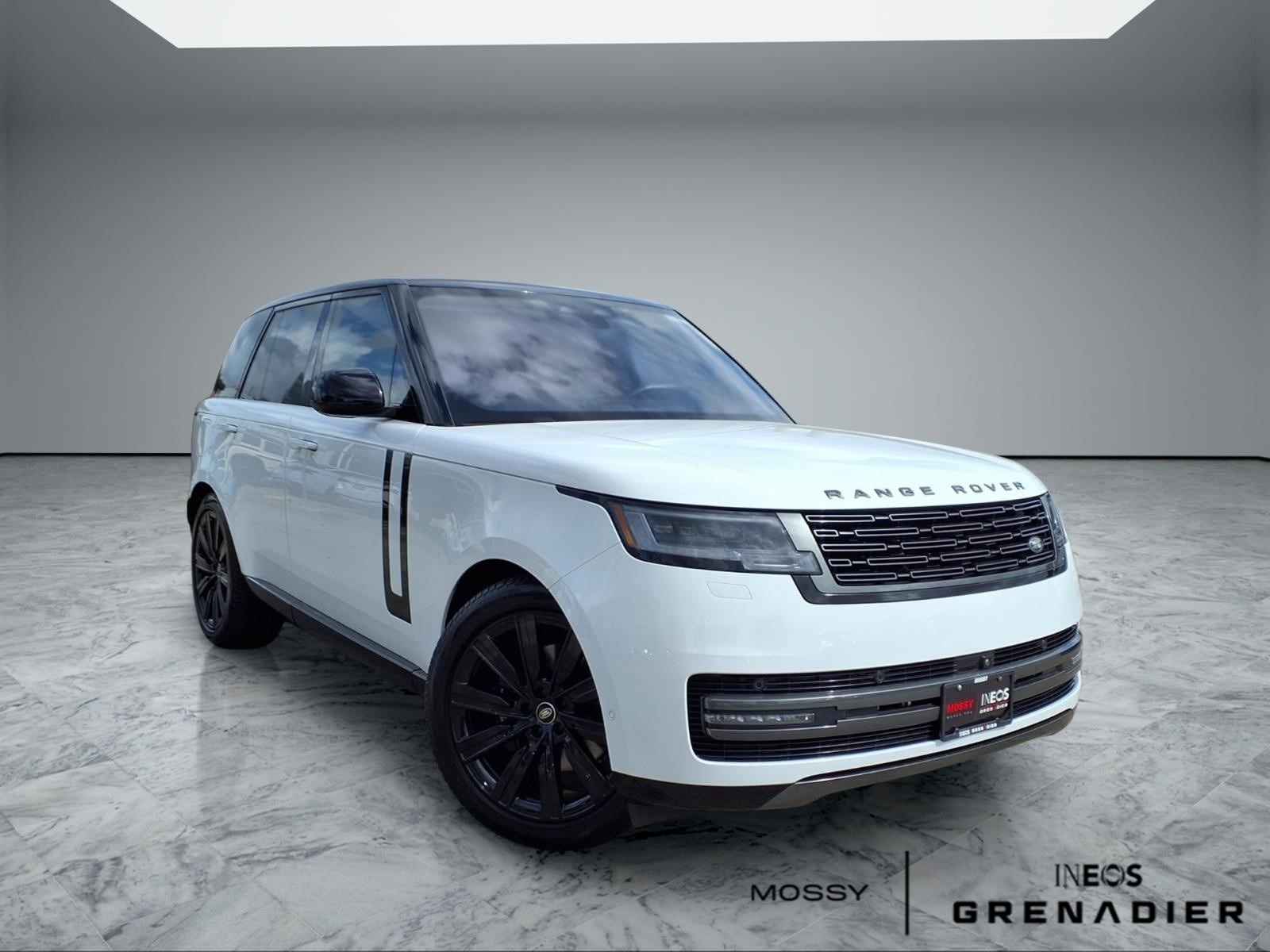 2023 Land Rover Range Rover P400 SE AWD