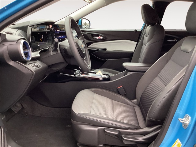 Used Car 2025 Chevrolet Trax  Lt For Sale Under $25,000 In San Antonio, Texas