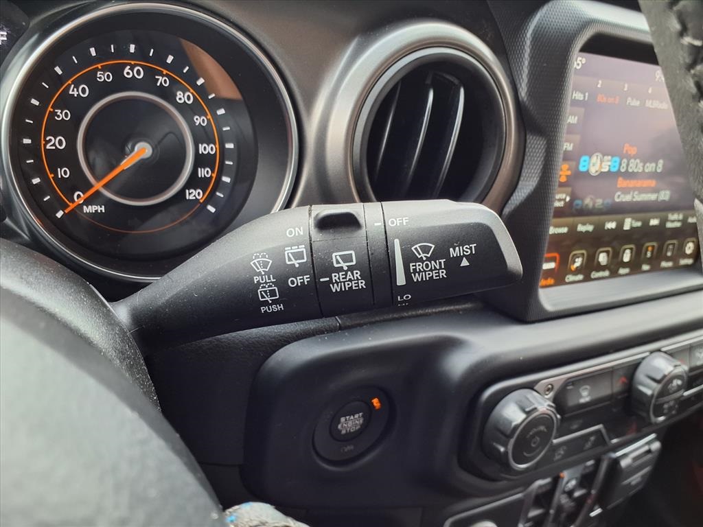 2023 Jeep Wrangler High Tide - 11