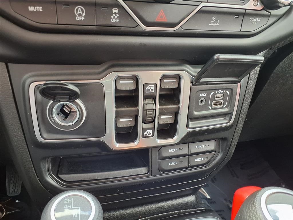 2023 Jeep Wrangler High Tide - 6