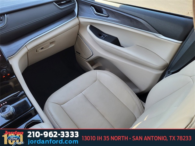 Used Car 2022 Jeep Grand Cherokee L  Limited For Sale Under $30,000 In San Antonio, Texas