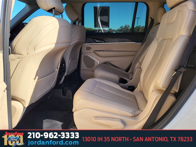 Used Car 2022 Jeep Grand Cherokee L  Limited For Sale Under $30,000 In San Antonio, Texas
